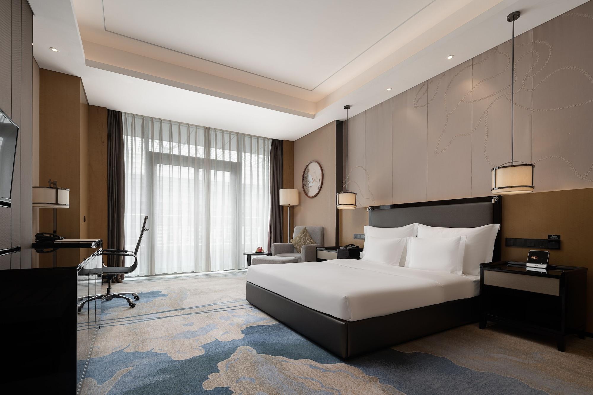 Отель Wyndham Chongqing Yuelai Экстерьер фото